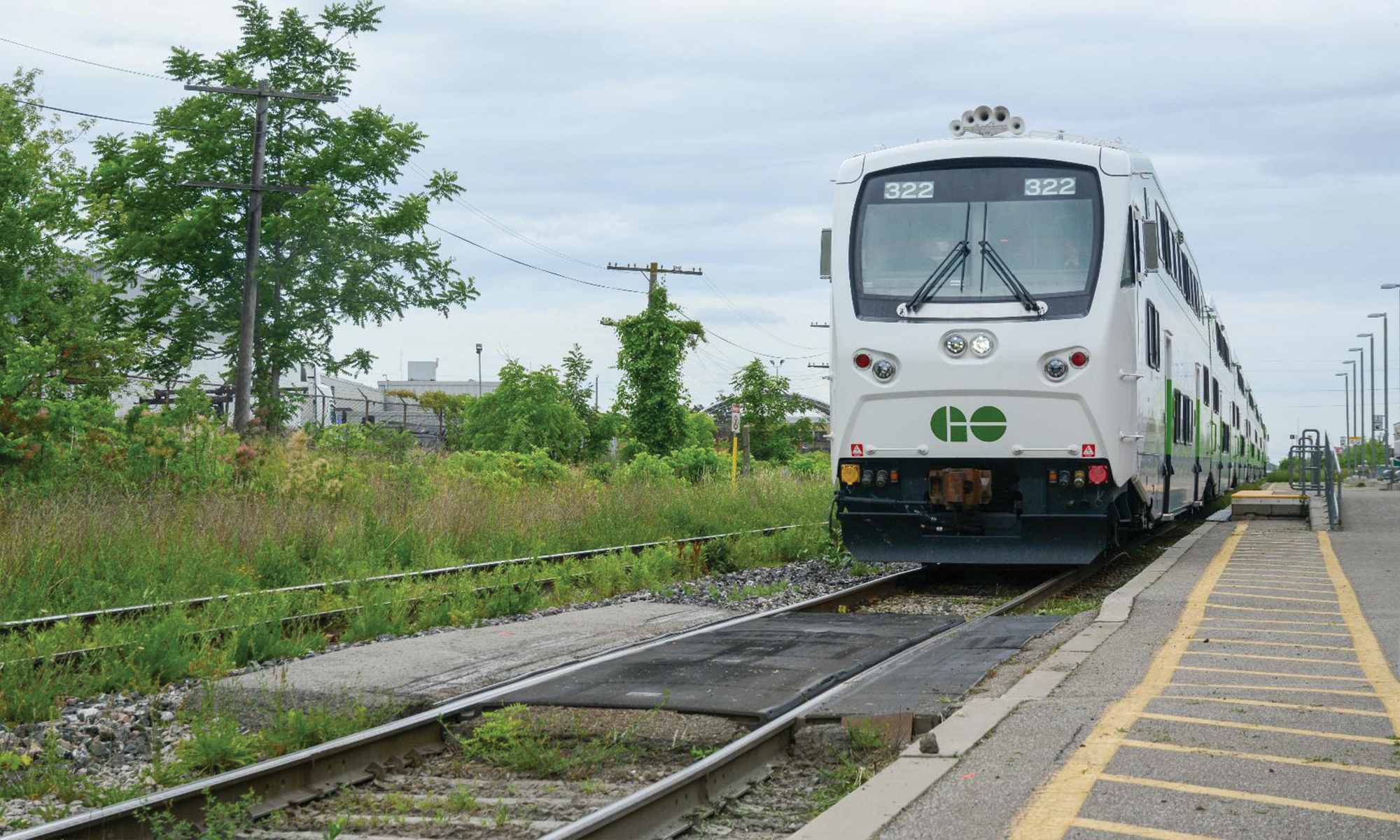 GO train arriving at station