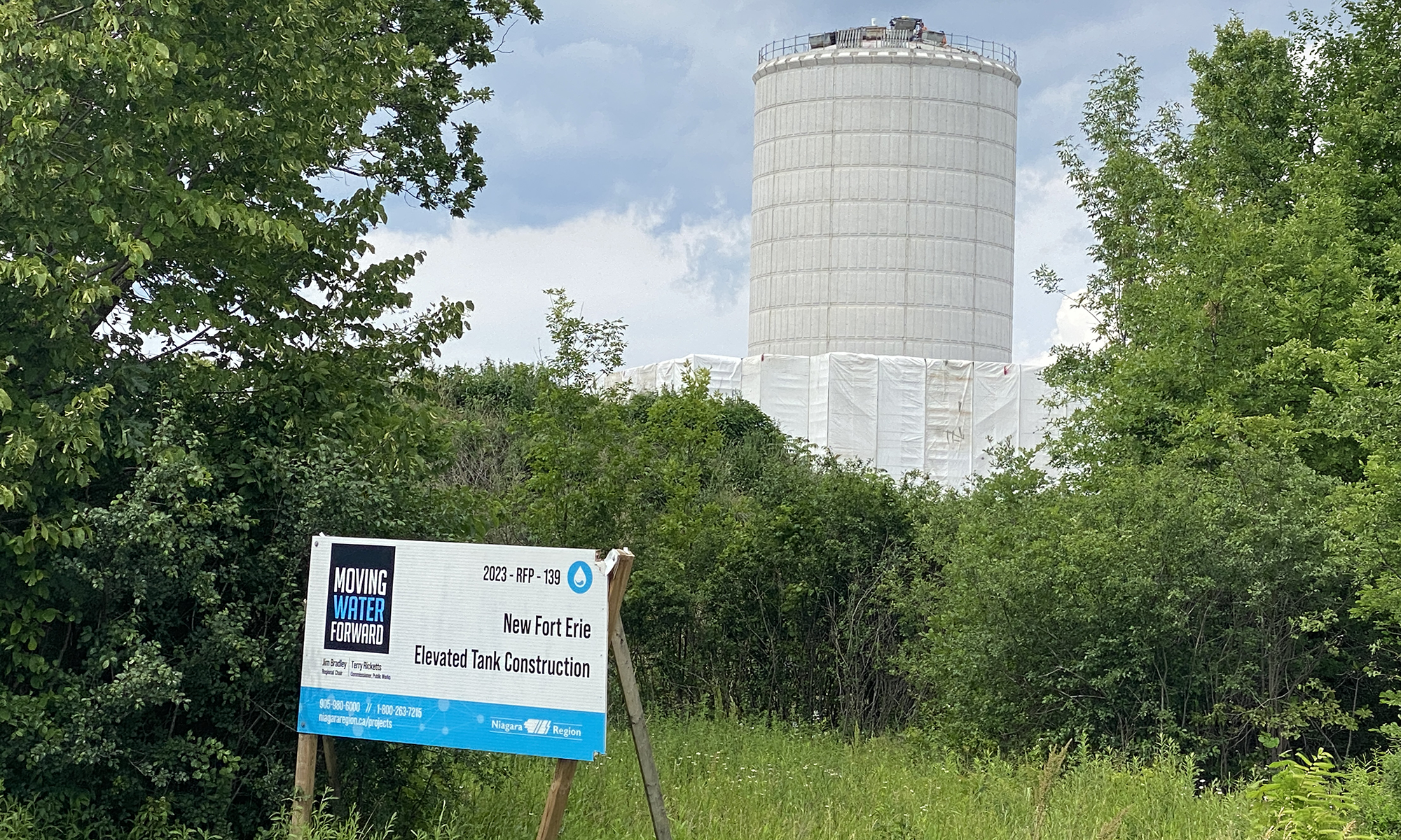 Fort Erie Elevated Tank during construction.